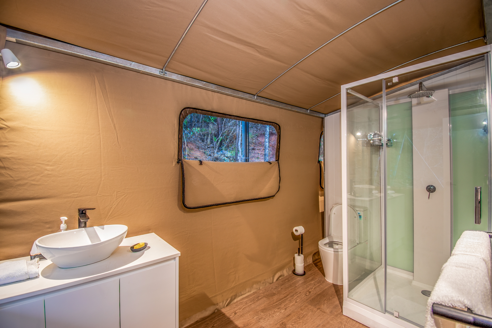 Private ensuite bathroom inside a Magnetic Glamping safari tent